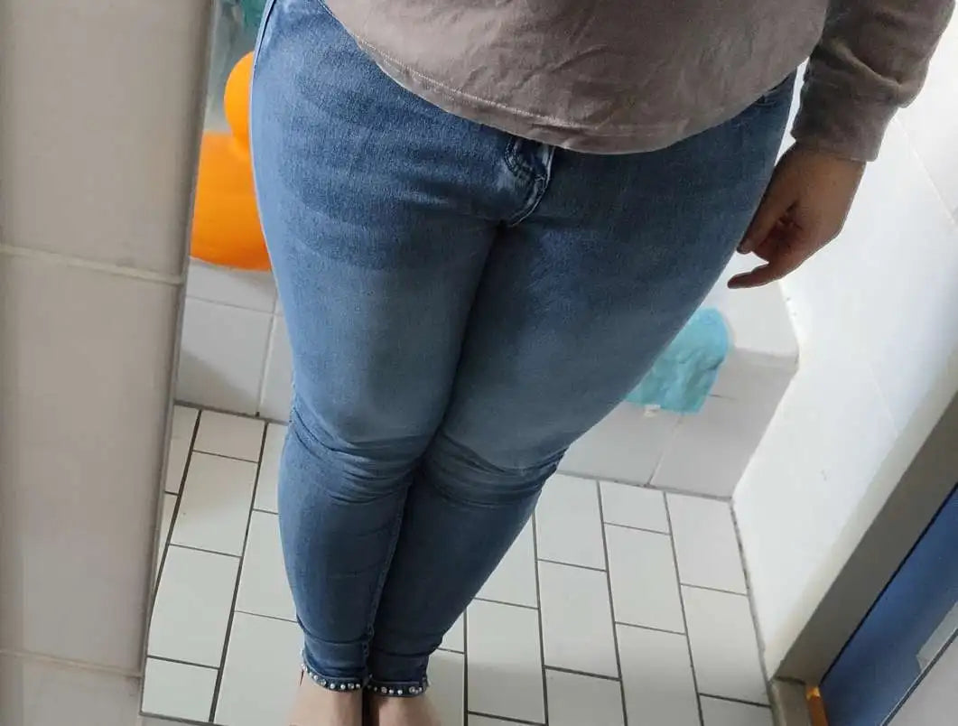 Women's Jeans Fashion Summer 2023 Rhinestone Beads Butterfly Pattern Split Bottom Jeans Tights Casual Versatile Street Clothing