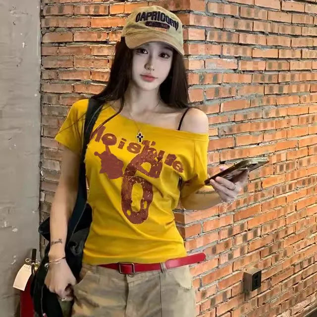 Retro American oulder Printed ort Sve T-irt Women's Summer Design Spicy Girl Slim Fit ort Length oulder Bared Top