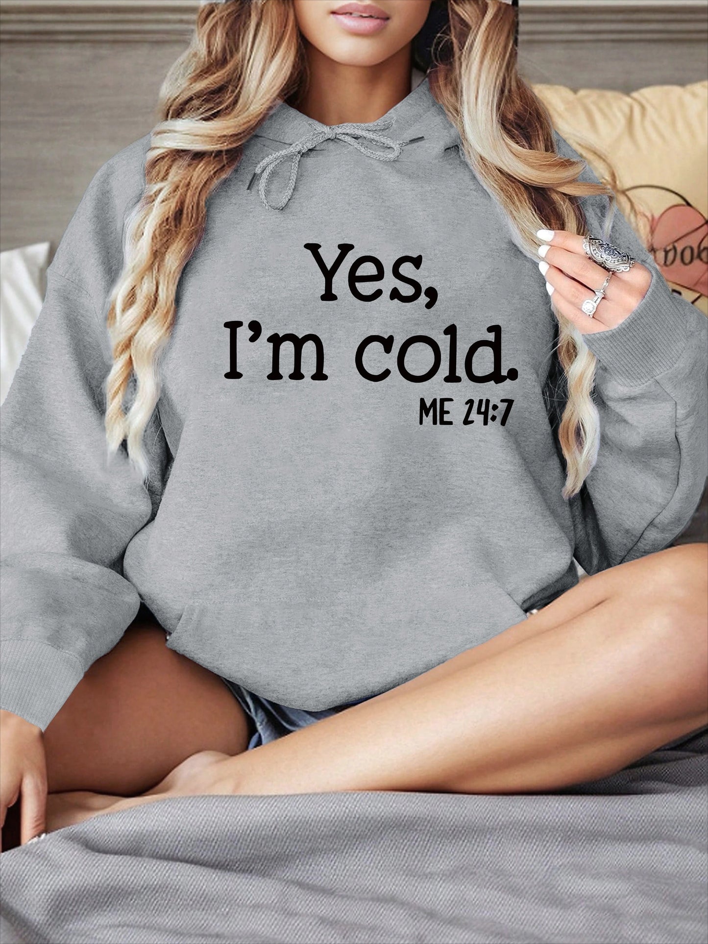 Yse,i'm Cold Letter Printed 2025 Autumn Winter Women's Hoodies Round Neck Long Sleeved Casual Women's Sweatshirt Clothing